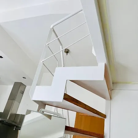 Apartment Refino 11 *
